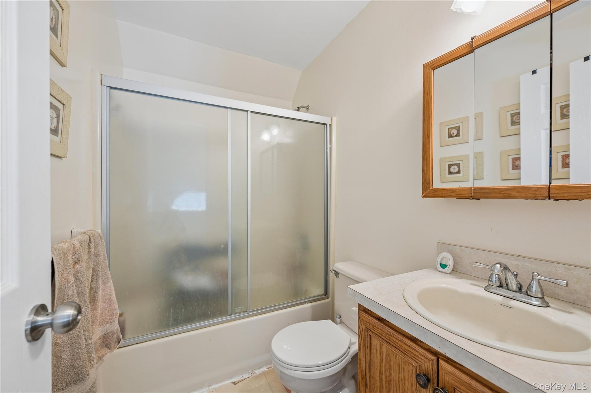 Single Family Jarvis Lane  Suffolk County, NY 11934, MLS-1034267-13