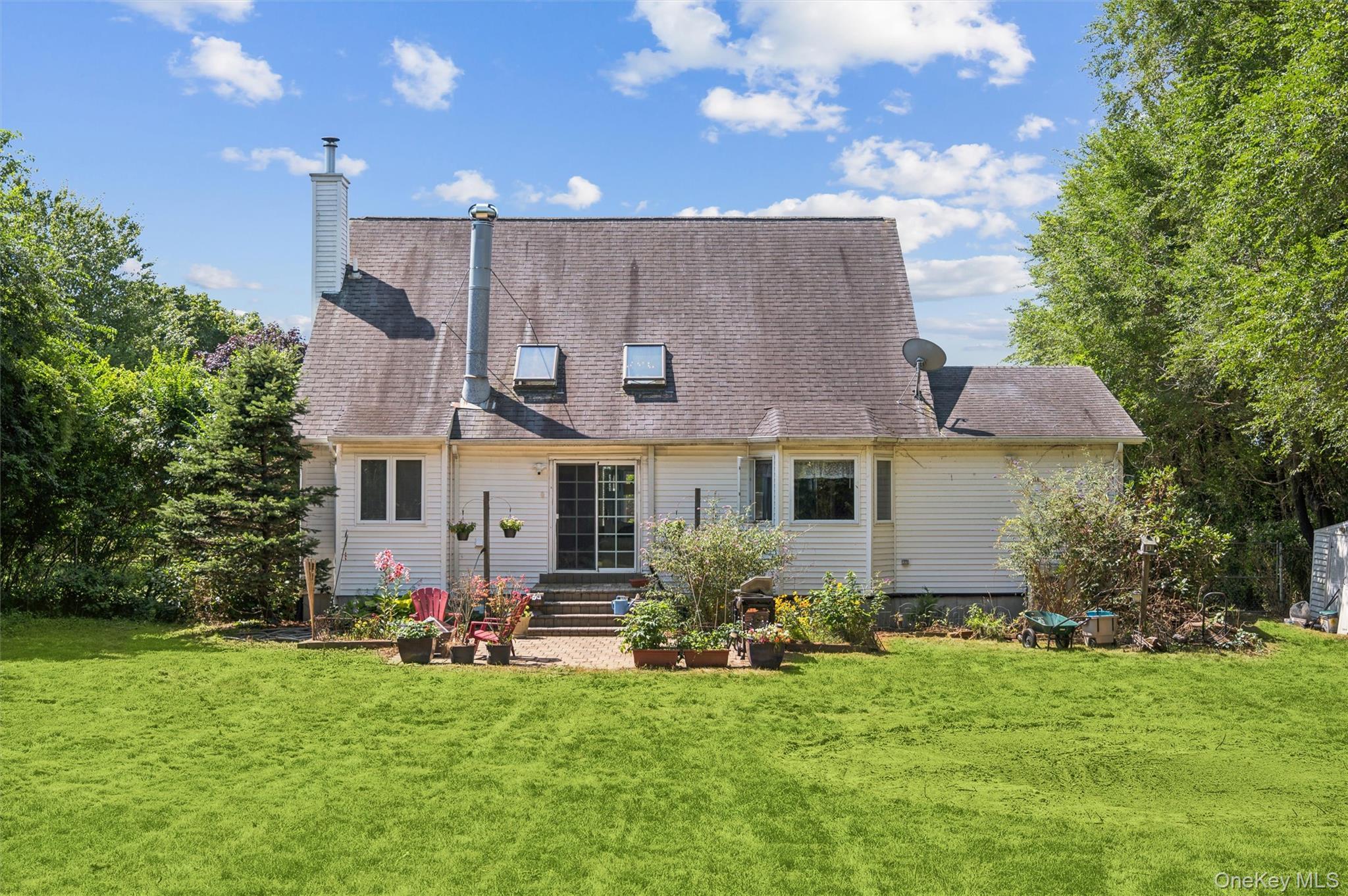 Single Family Jarvis Lane  Suffolk County, NY 11934, MLS-1034267-17