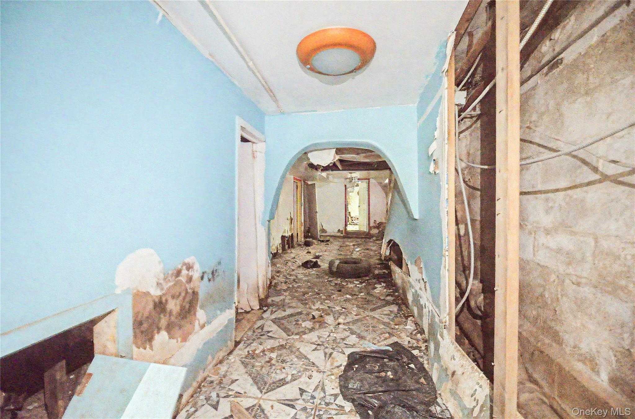 Single Family Bruner Avenue Bronx, NY 10469, MLS-1034277-9