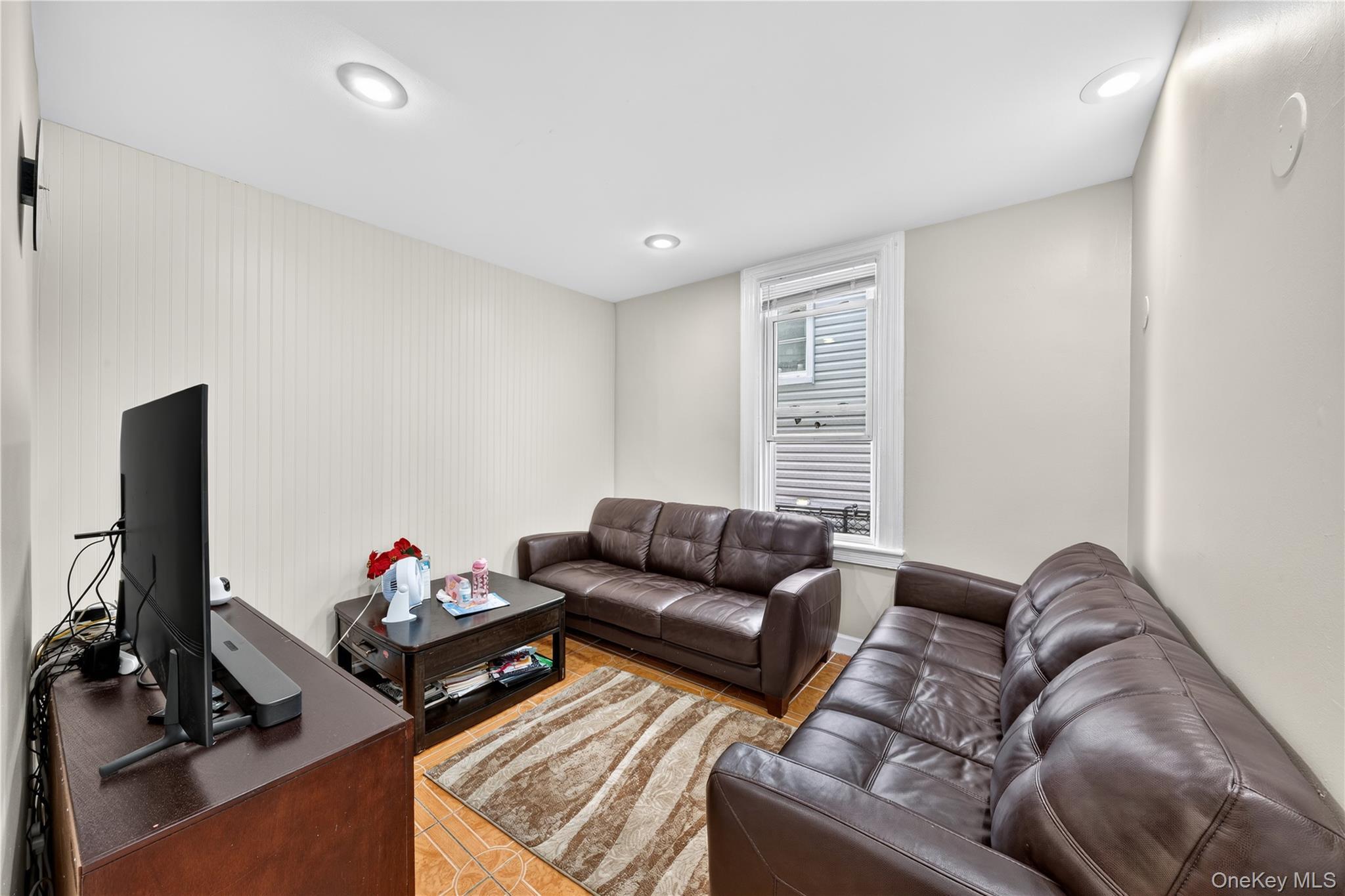 Single Family Park Lane S Queens, NY 11421, MLS-1034285-10