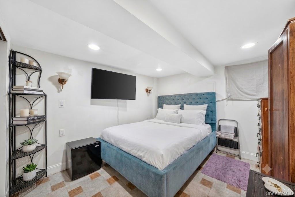 Single Family Park Lane S Queens, NY 11421, MLS-1034285-15