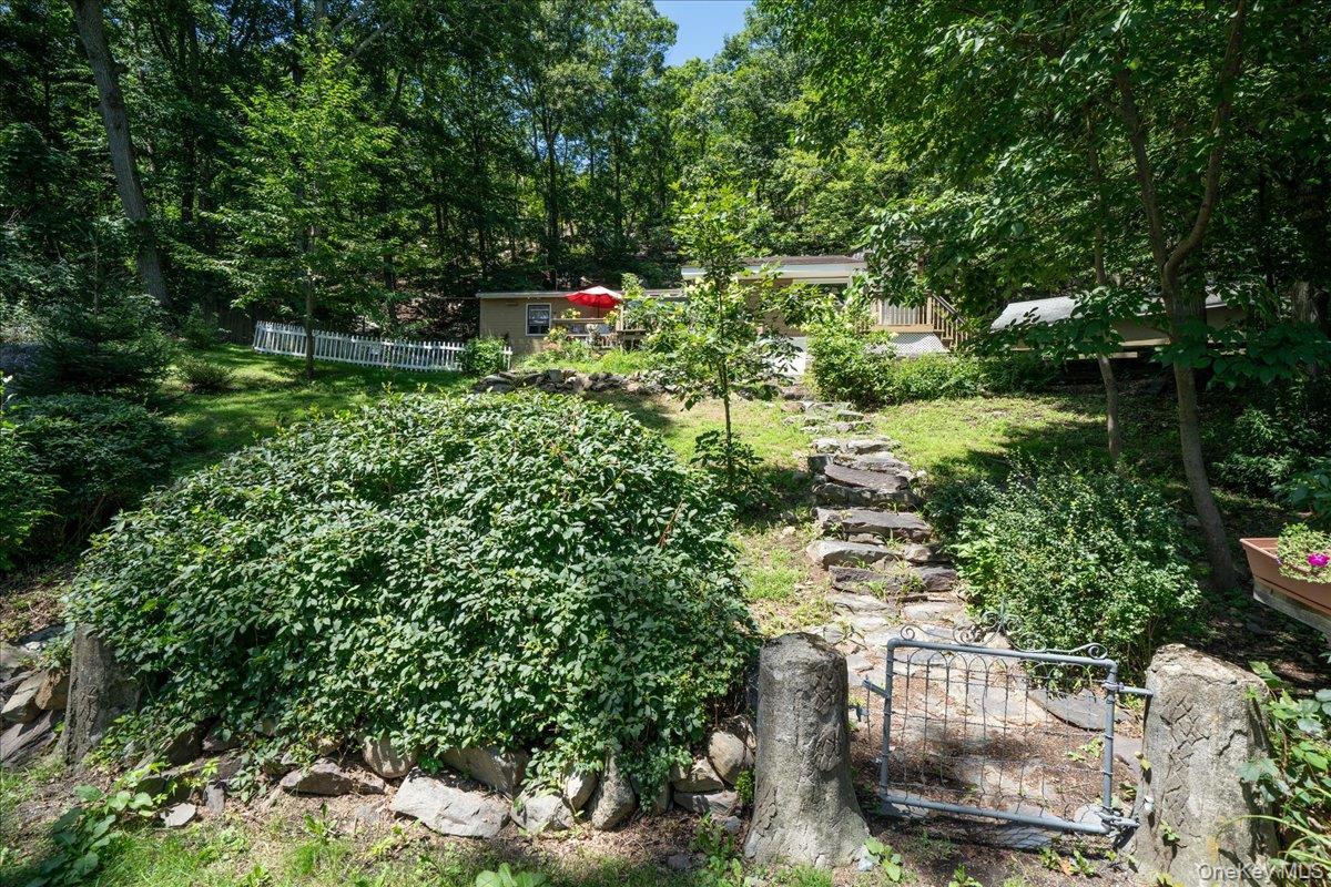 Single Family Deer Trail S Orange County, NY 10925, MLS-1034300-38