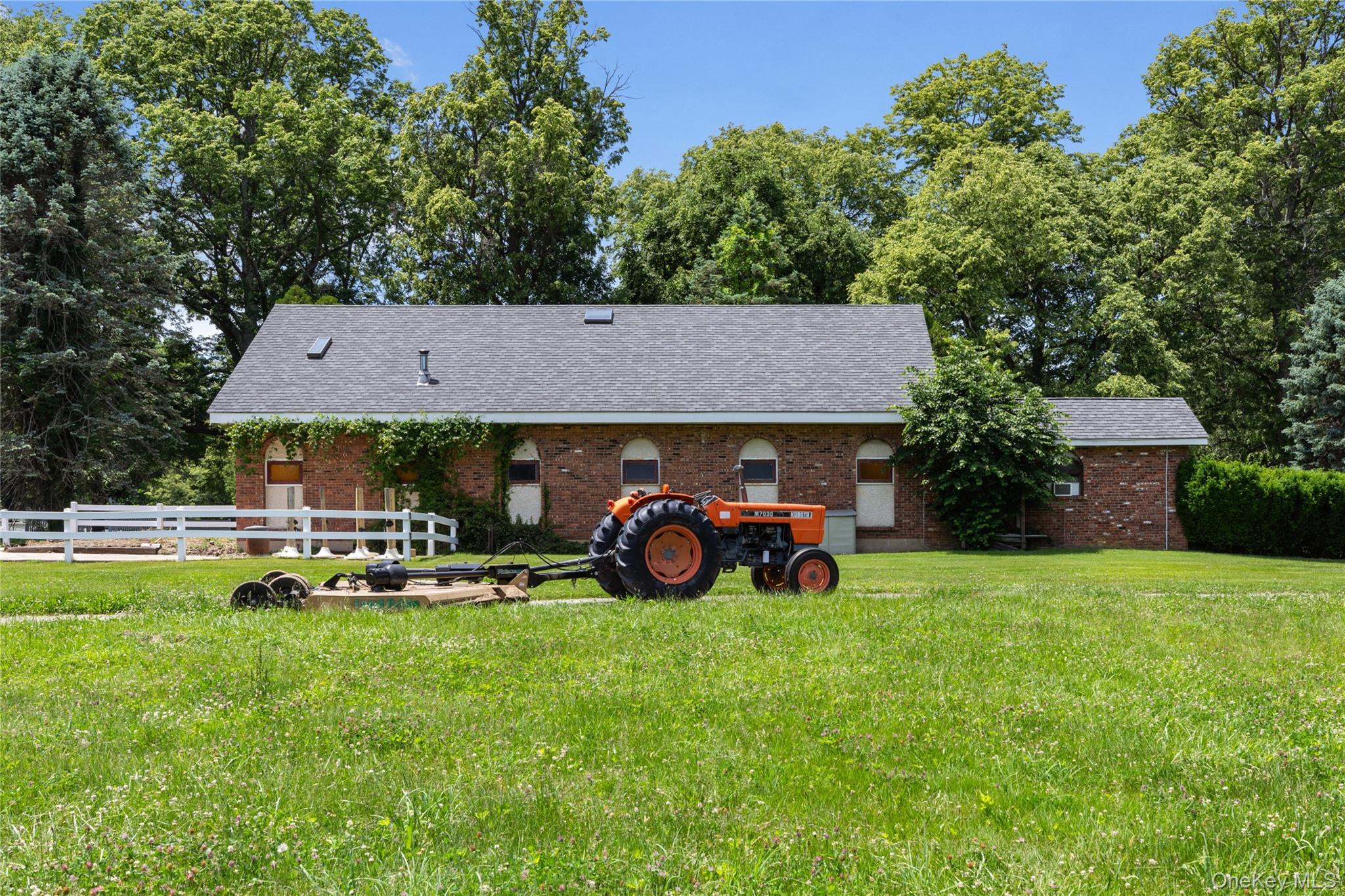 Single Family Pound Hollow Road Nassau County, NY 11545, MLS-1034316-11