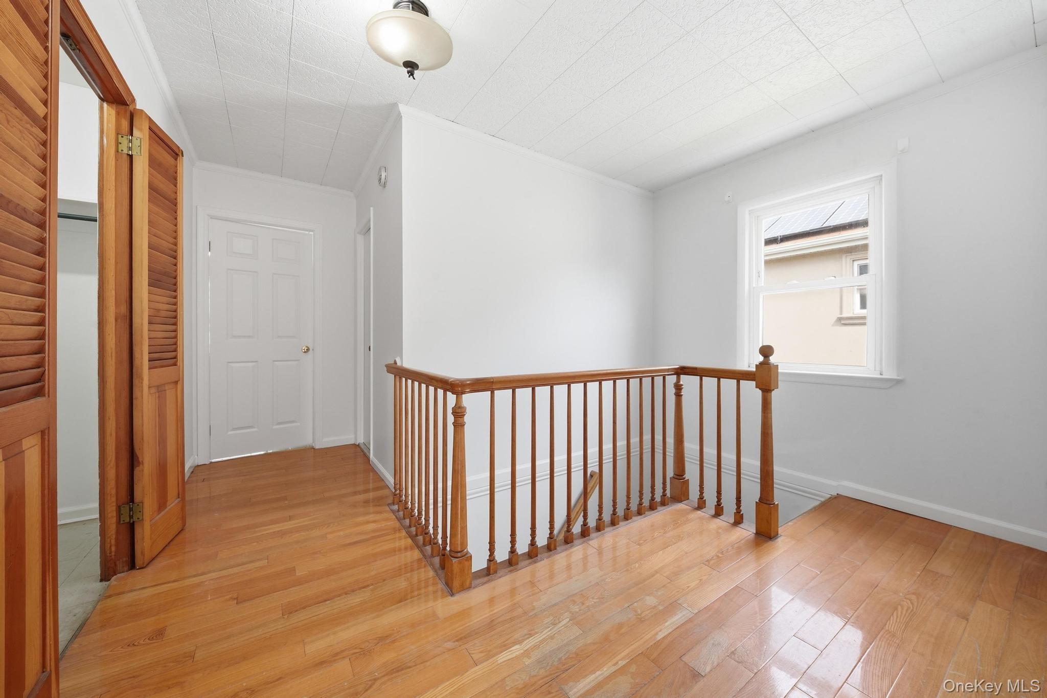 Single Family 187th Street Queens, NY 11365, MLS-1034337-14