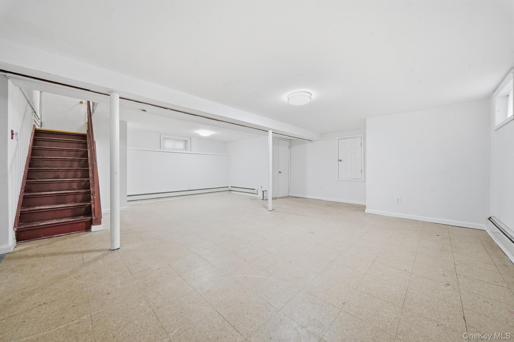 Single Family 187th Street Queens, NY 11365, MLS-1034337-20