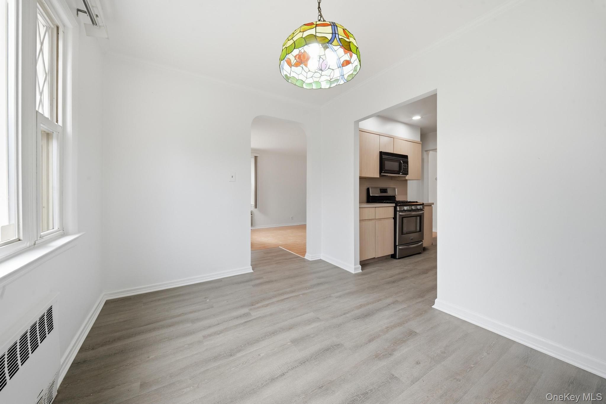 Single Family 187th Street Queens, NY 11365, MLS-1034337-8