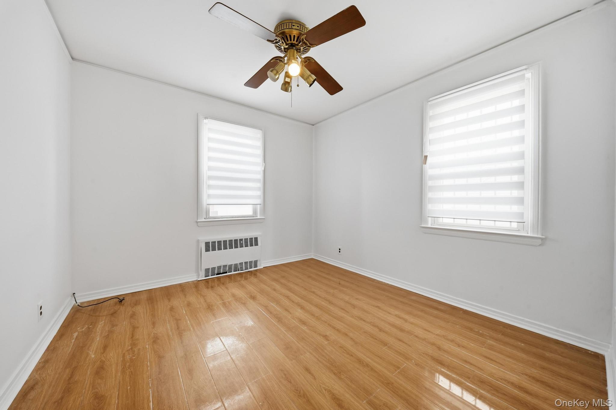 Single Family 187th Street Queens, NY 11365, MLS-1034337-9