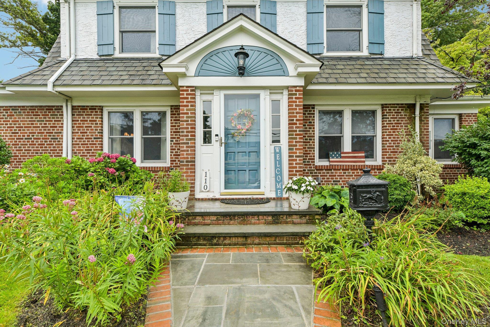 Single Family William Street  Nassau County, NY 11596, MLS-1034339-3