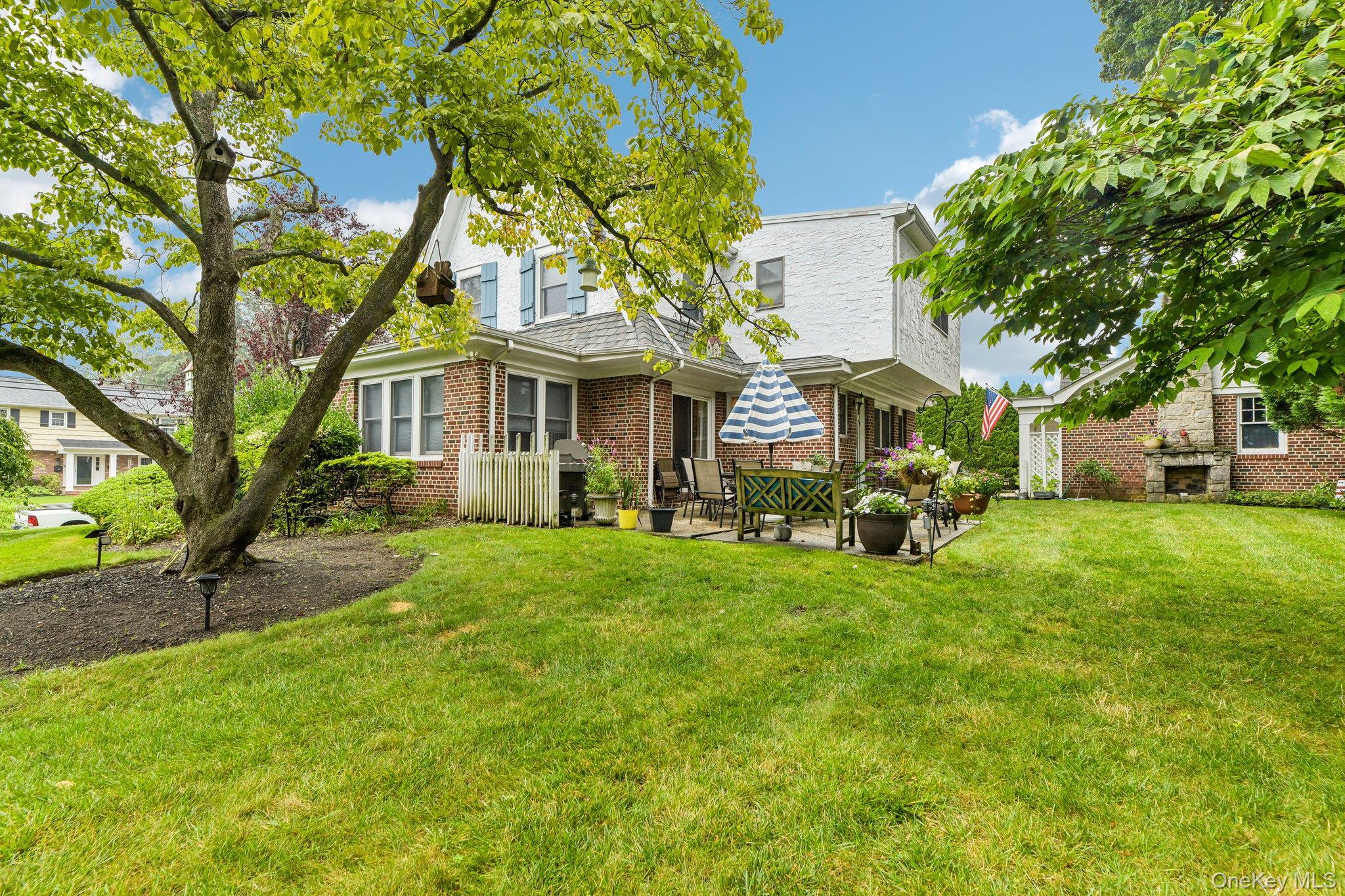 Single Family William Street  Nassau County, NY 11596, MLS-1034339-30