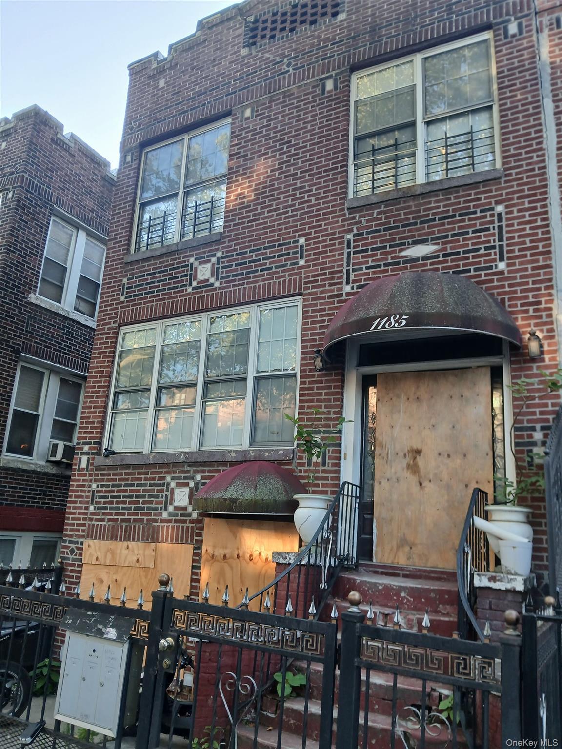 Single Family Grant Bronx, NY 10456, MLS-1034341-4