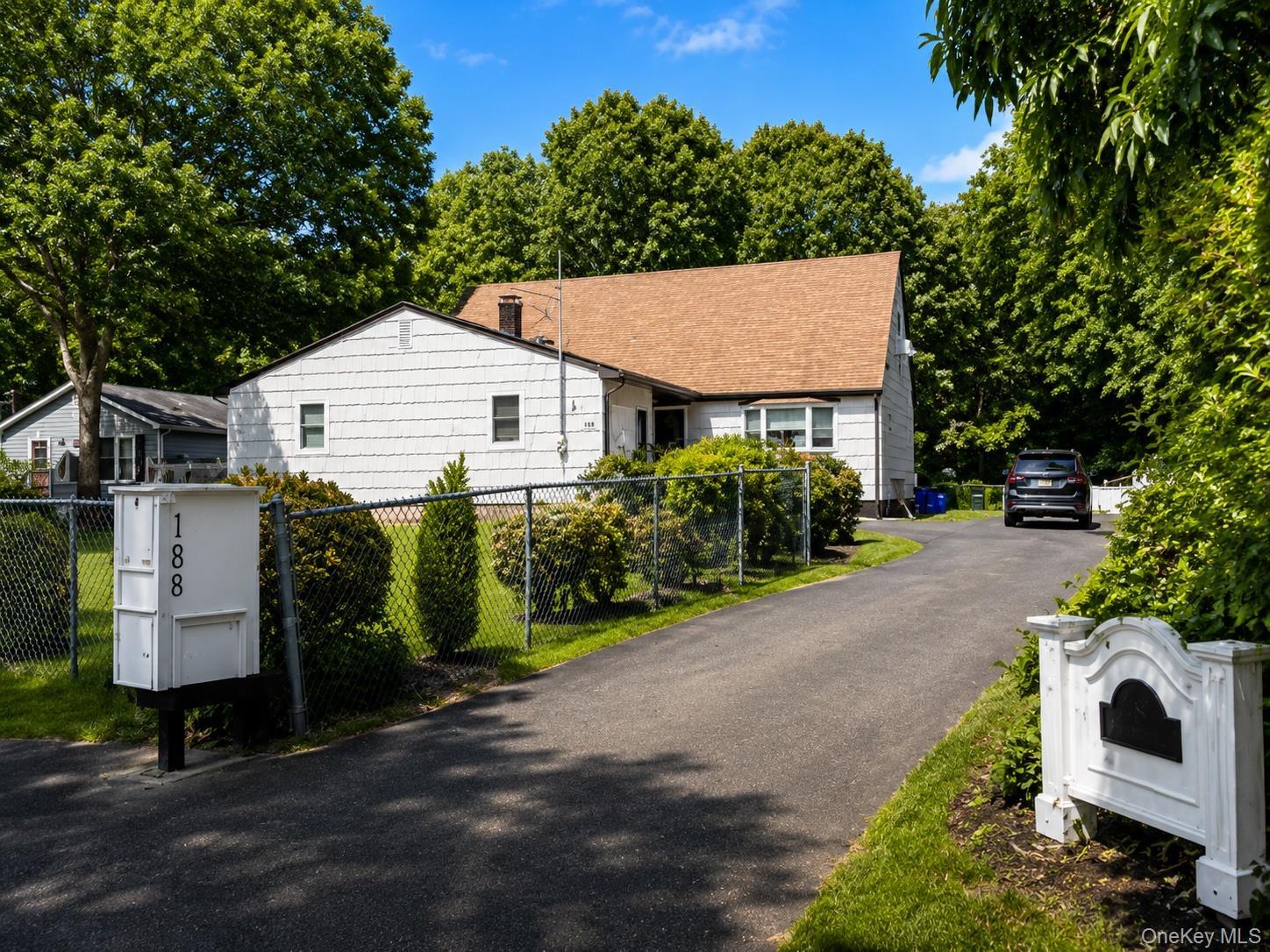 Single Family West End Avenue  Suffolk County, NY 11967, MLS-1034356-2