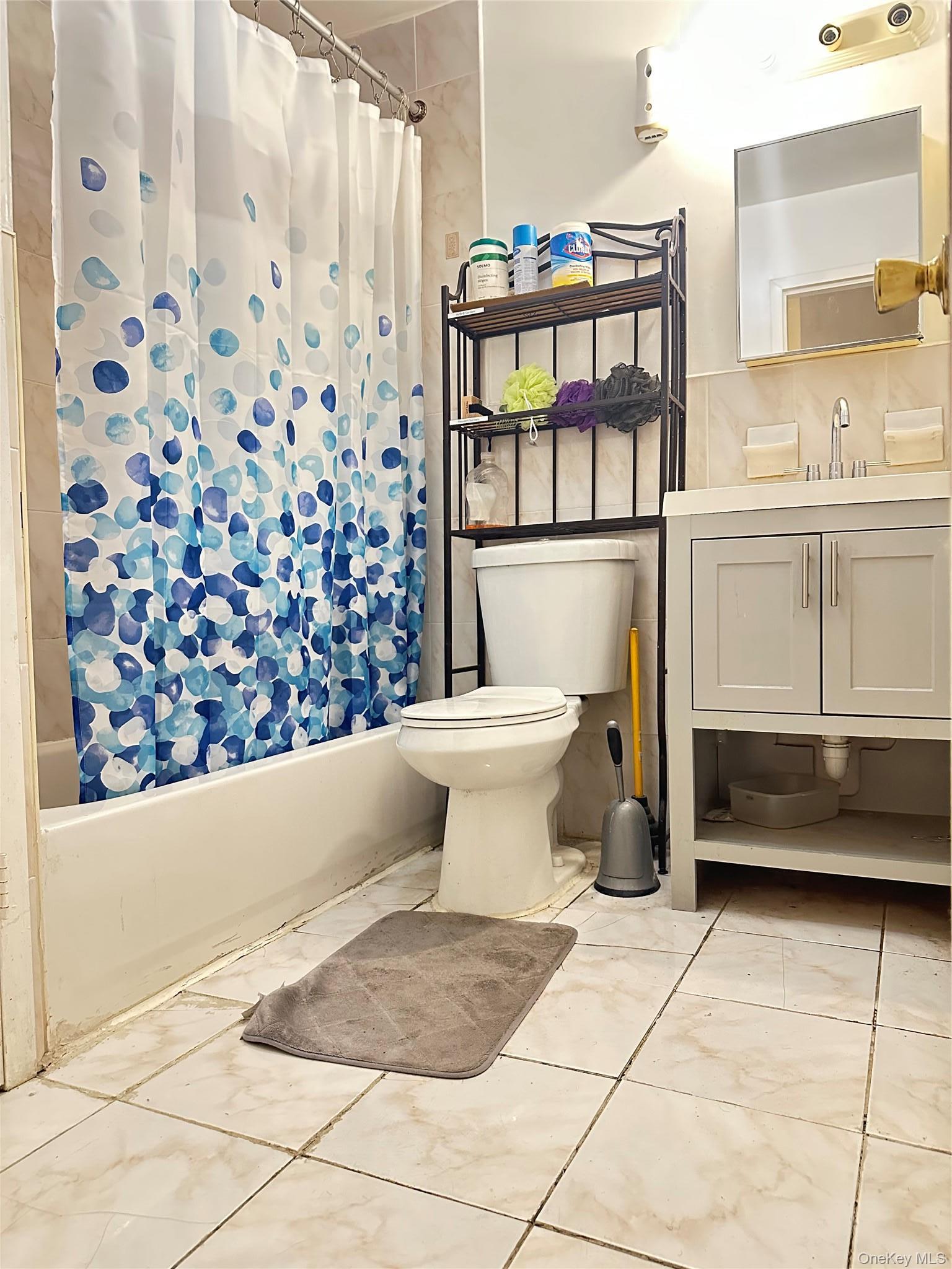 Single Family Charles Lane Queens, NY 11413, MLS-1034359-7