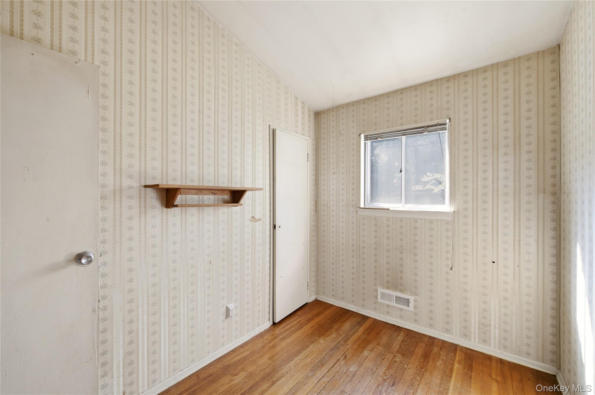 Single Family Penn Drive Suffolk County, NY 11787, MLS-1034371-15