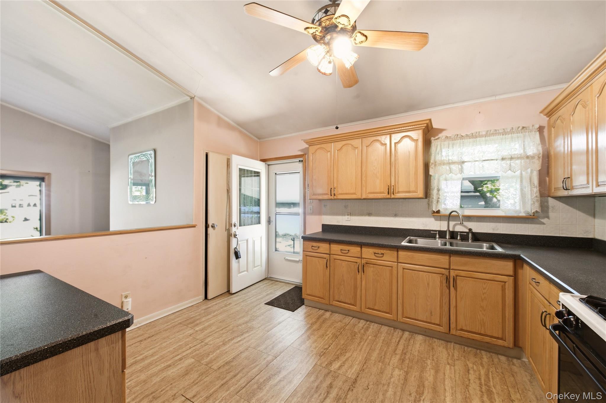 Single Family Penn Drive Suffolk County, NY 11787, MLS-1034371-4