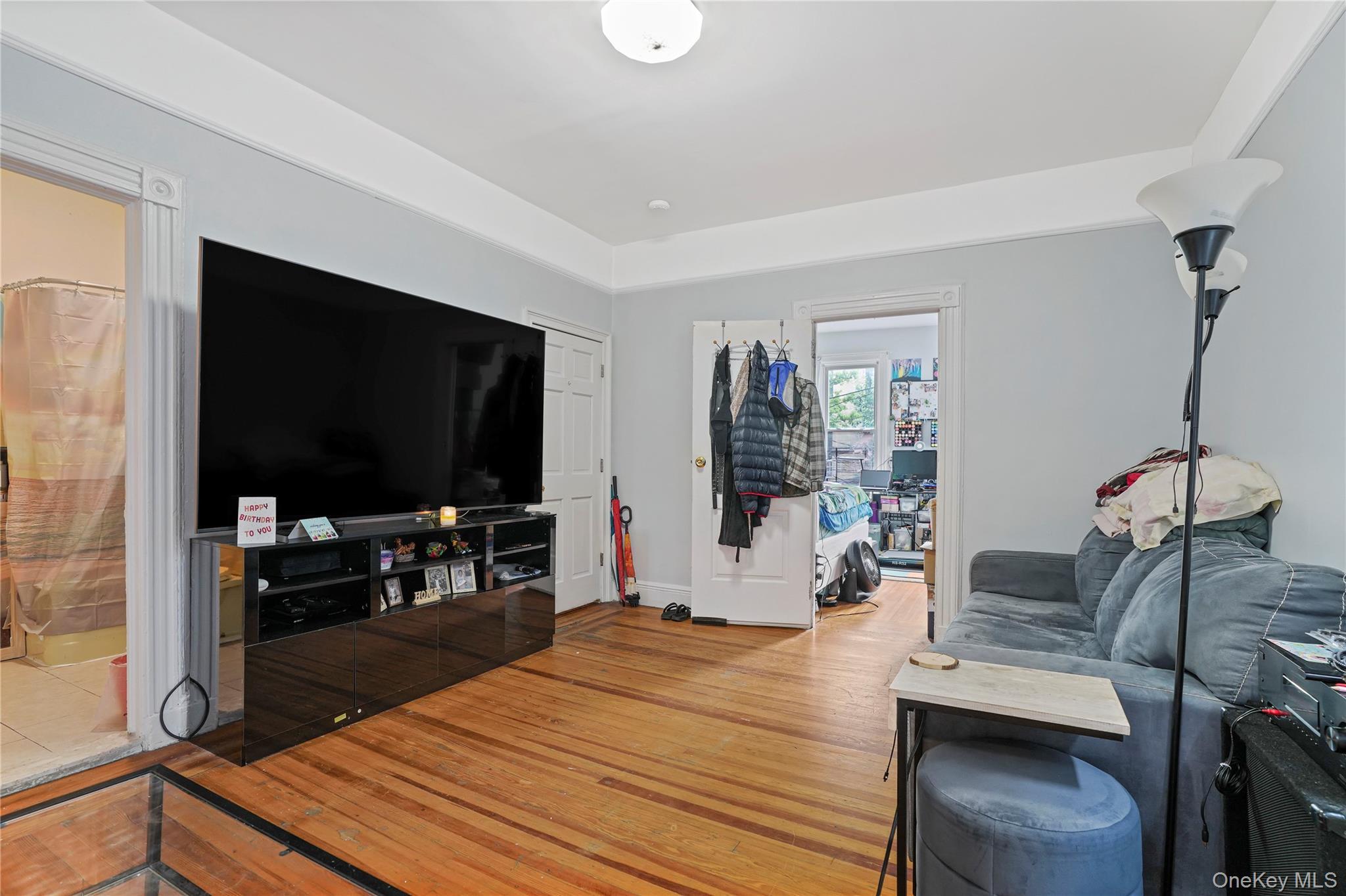 Single Family E 183rd Street Bronx, NY 10458, MLS-1034413-24