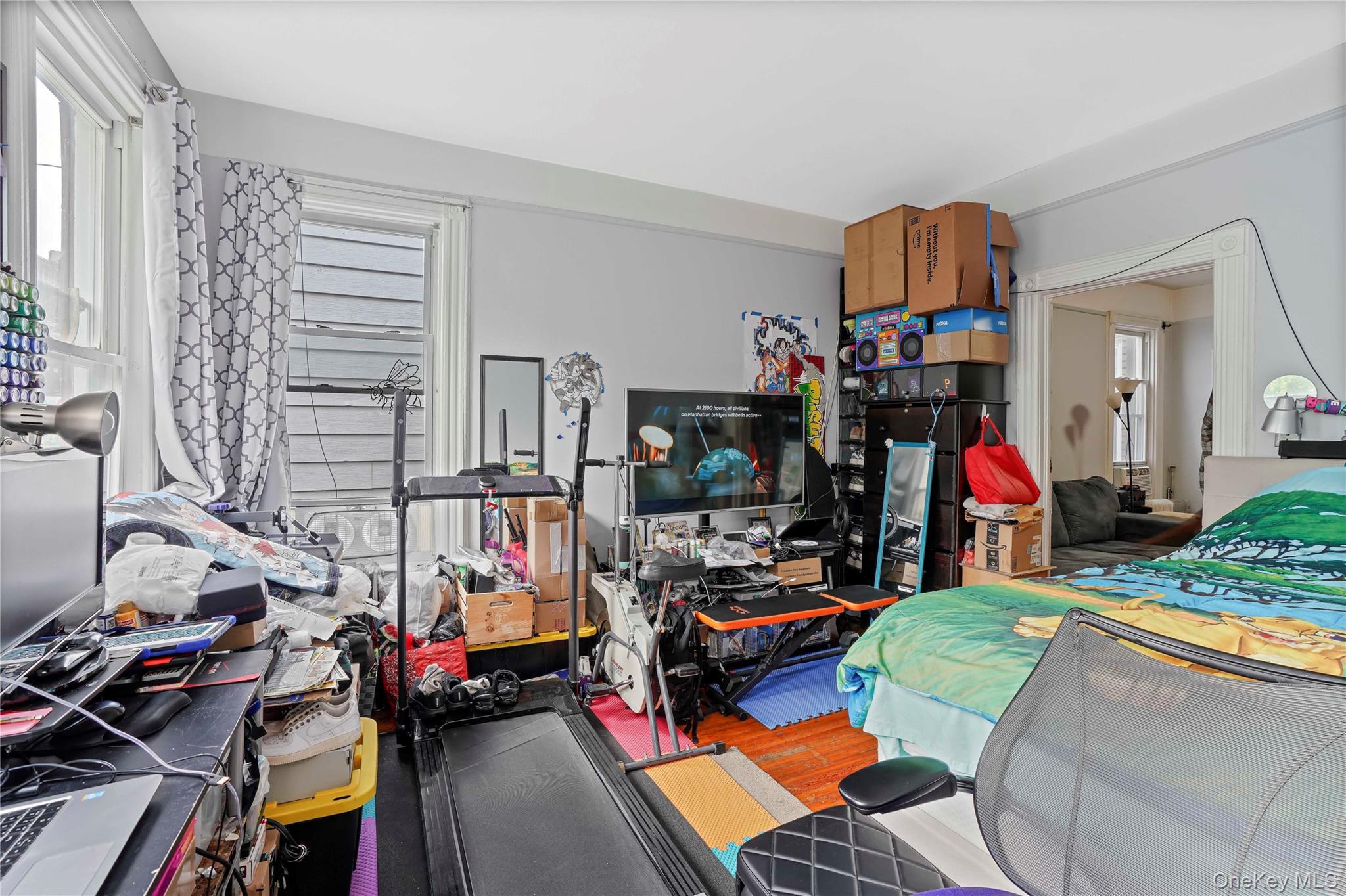 Single Family E 183rd Street Bronx, NY 10458, MLS-1034413-30