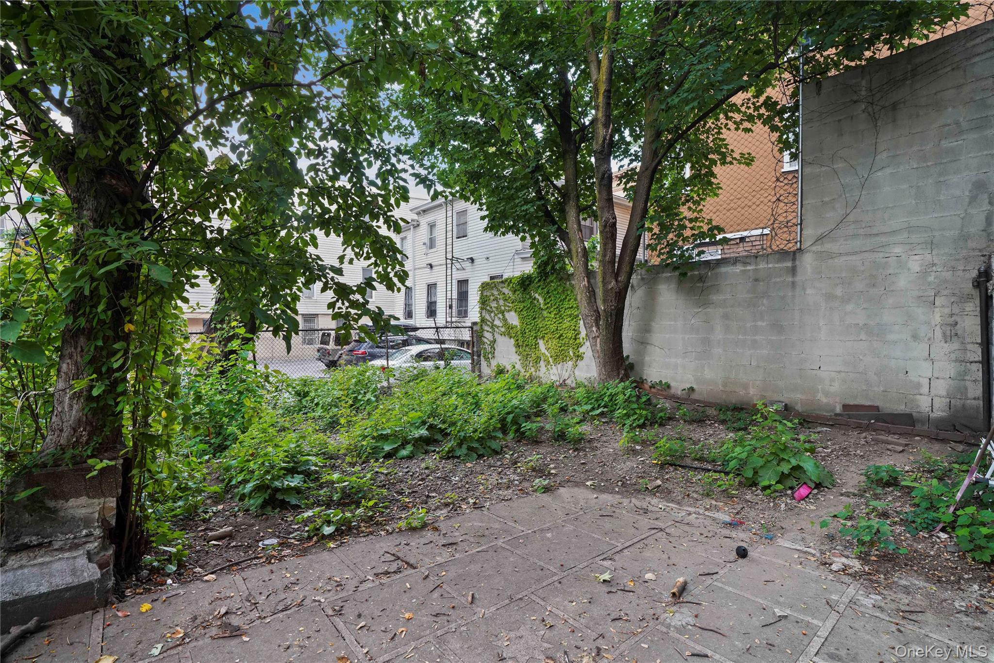 Single Family E 183rd Street Bronx, NY 10458, MLS-1034413-36