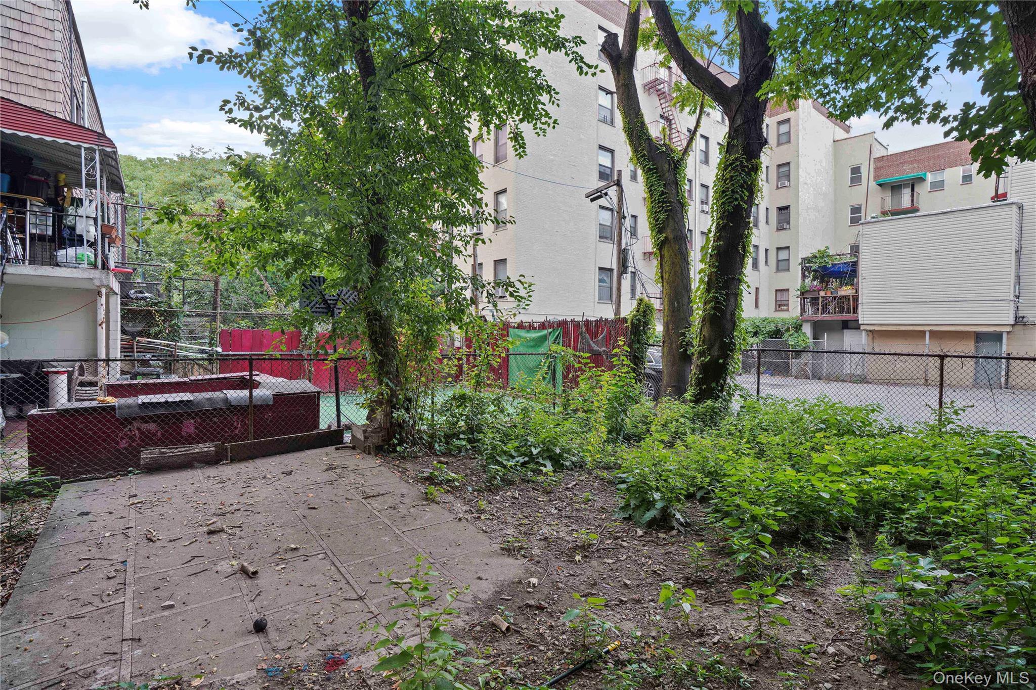 Single Family E 183rd Street Bronx, NY 10458, MLS-1034413-37