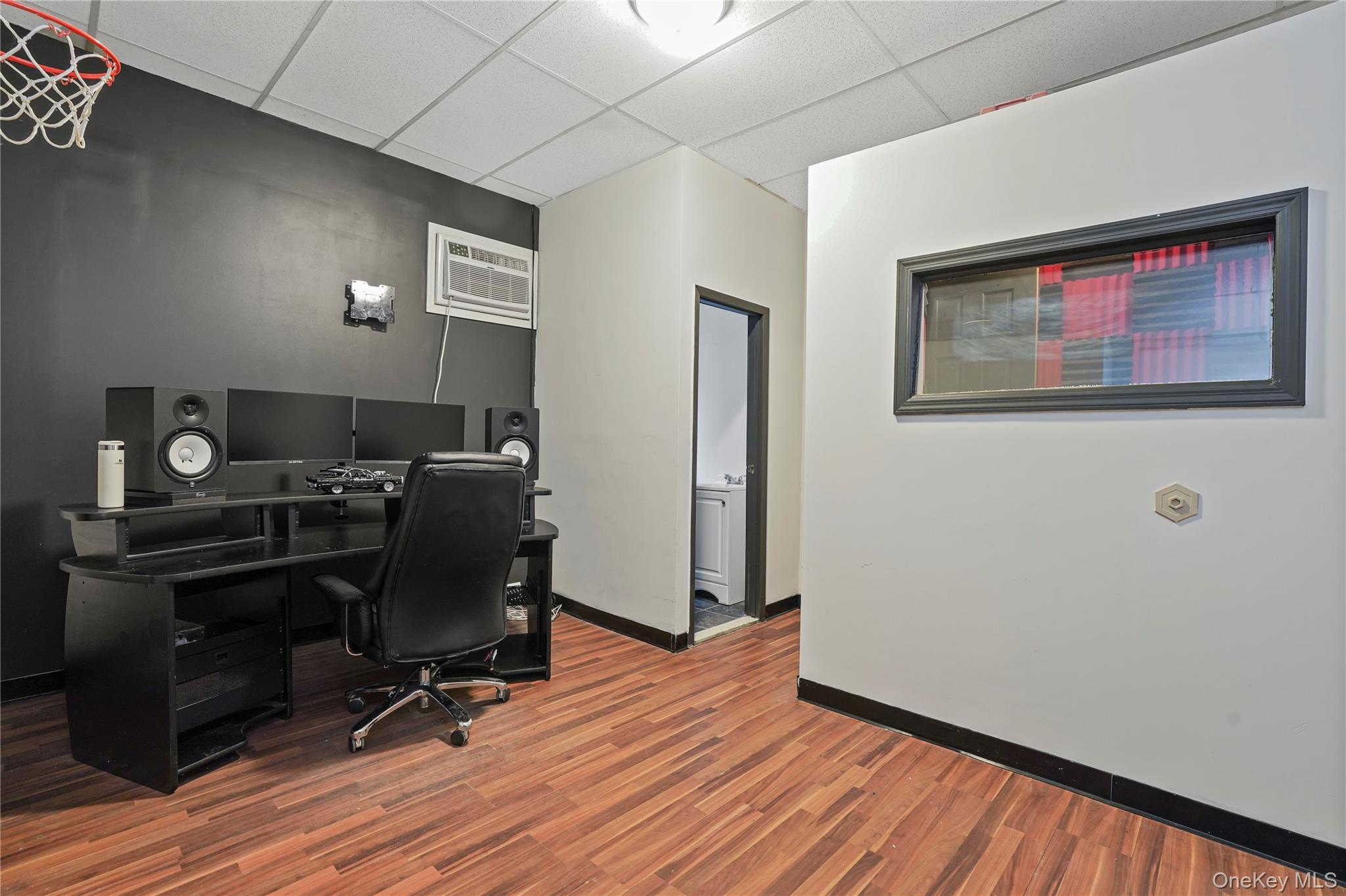 Single Family E 183rd Street Bronx, NY 10458, MLS-1034413-6