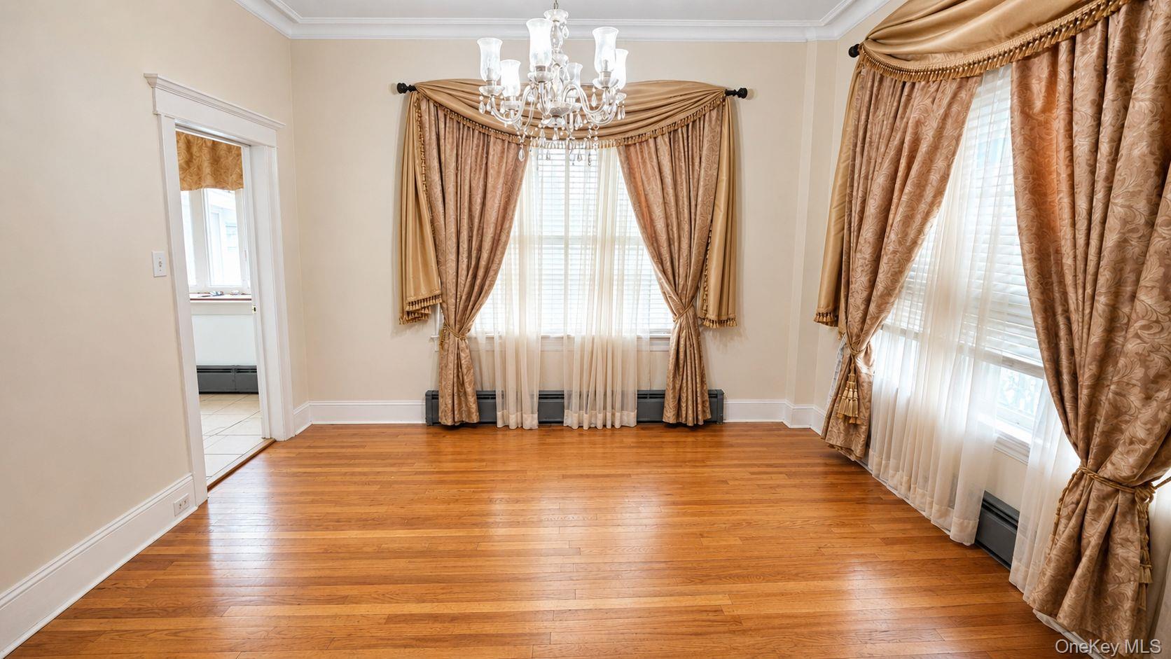 Single Family 192nd Street Queens, NY 11412, MLS-1034425-4