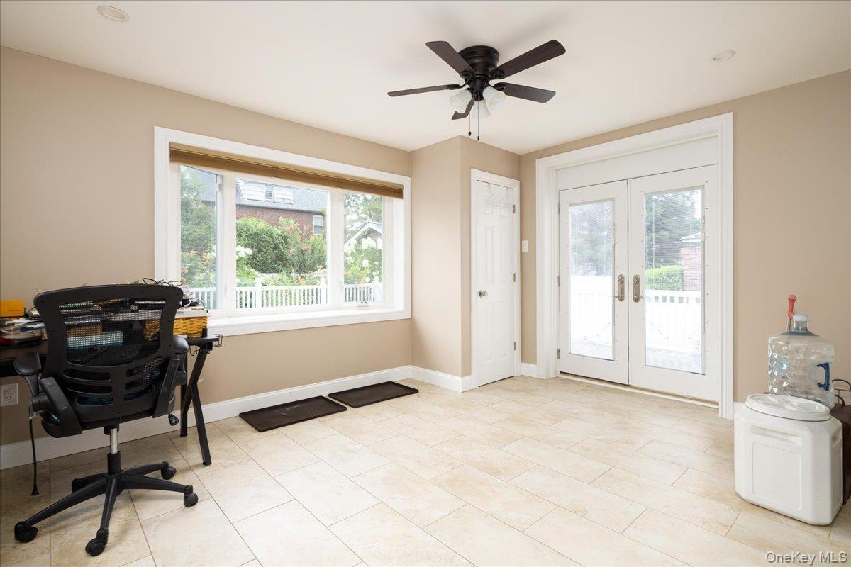 Single Family Piccadilly Downs  Nassau County, NY 11563, MLS-1034427-11