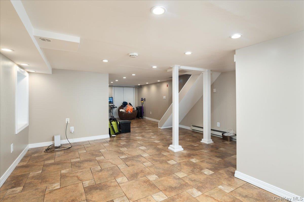 Single Family Piccadilly Downs  Nassau County, NY 11563, MLS-1034427-15