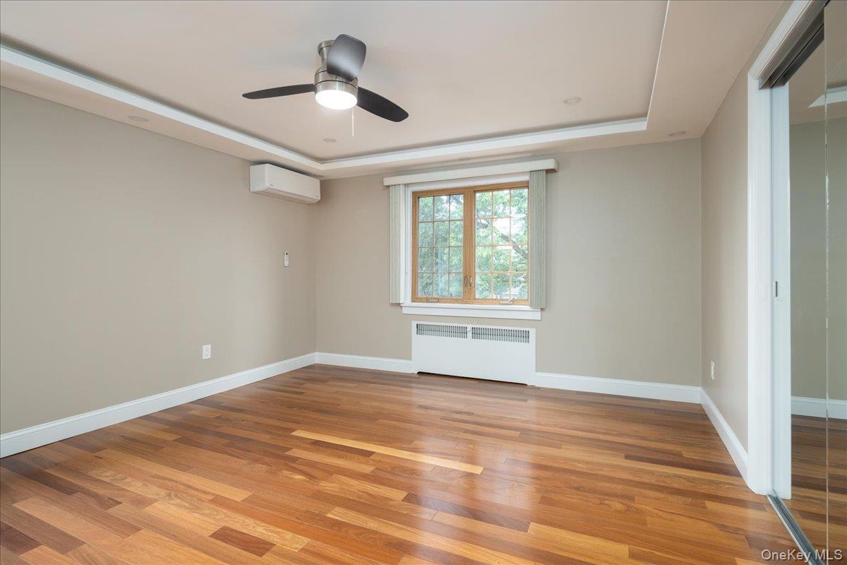 Single Family Piccadilly Downs  Nassau County, NY 11563, MLS-1034427-23