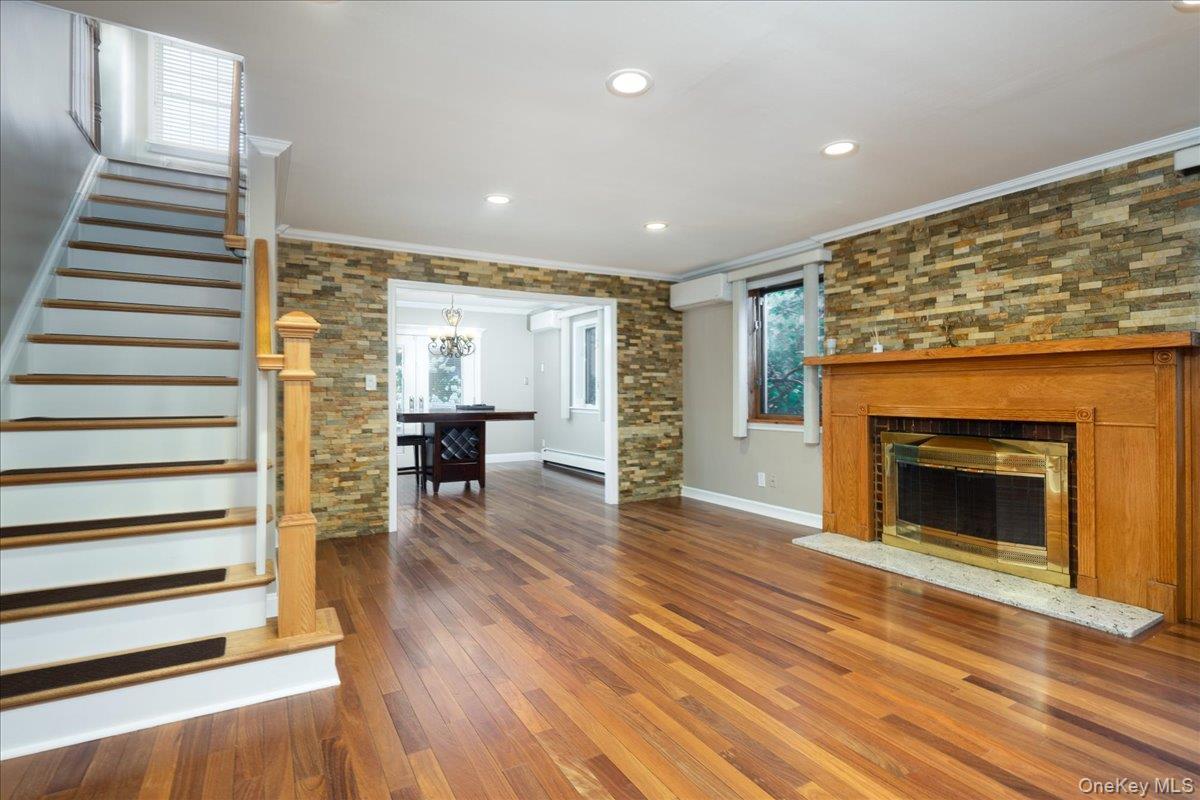 Single Family Piccadilly Downs  Nassau County, NY 11563, MLS-1034427-4