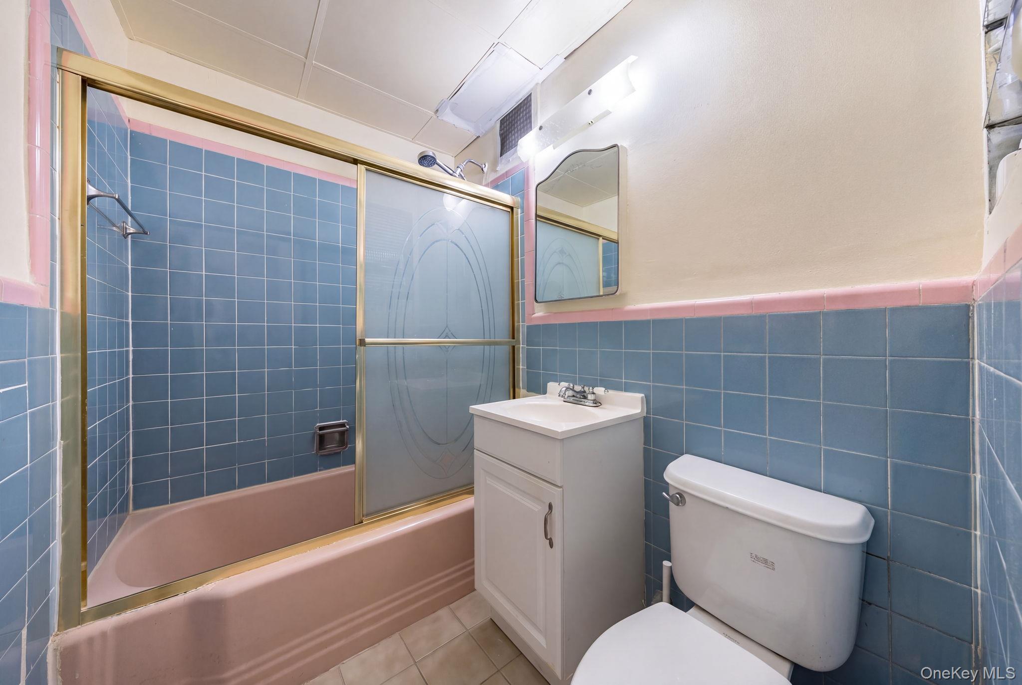 Single Family Utopia Parkway Queens, NY 11365, MLS-1034434-10