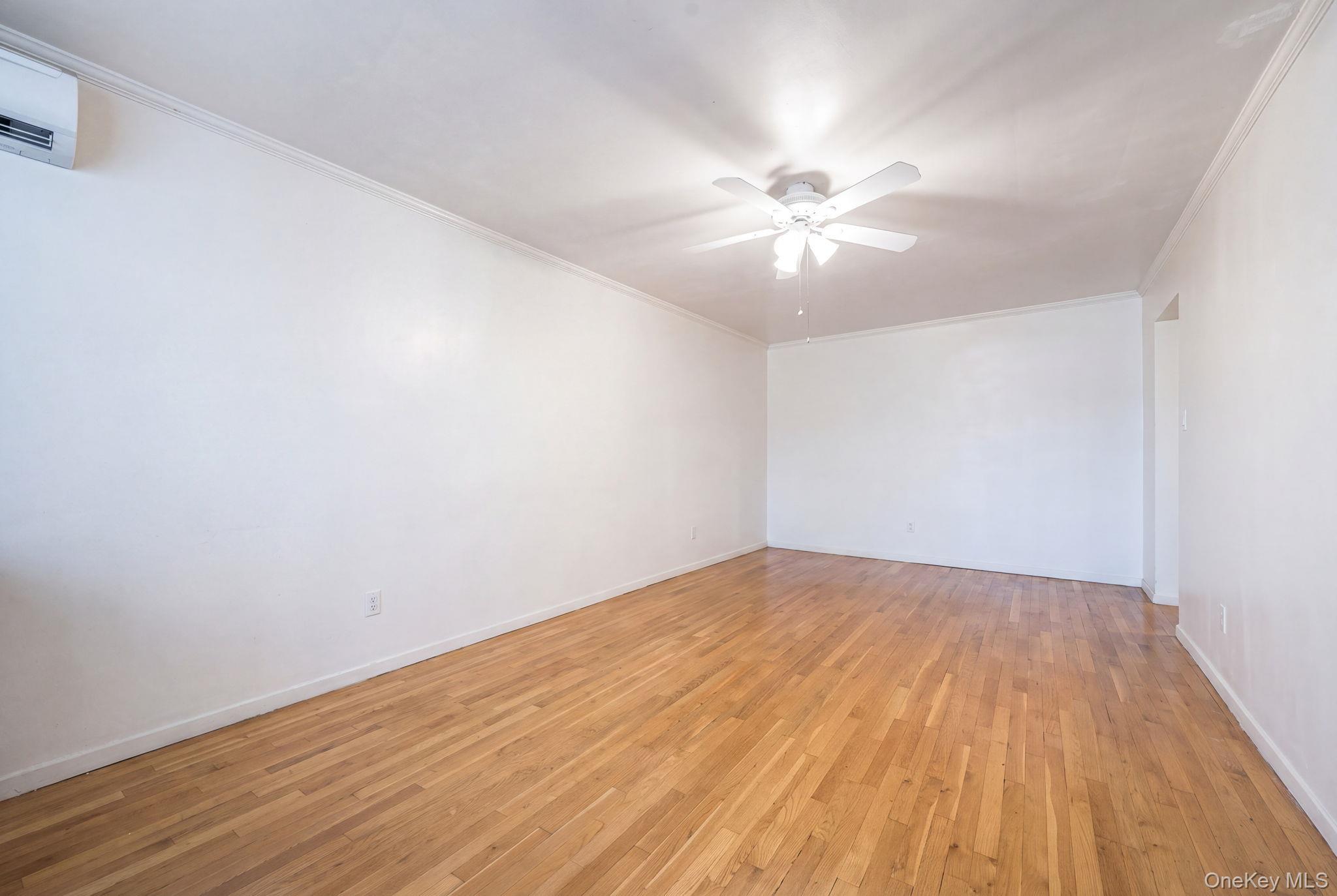 Single Family Utopia Parkway Queens, NY 11365, MLS-1034434-16