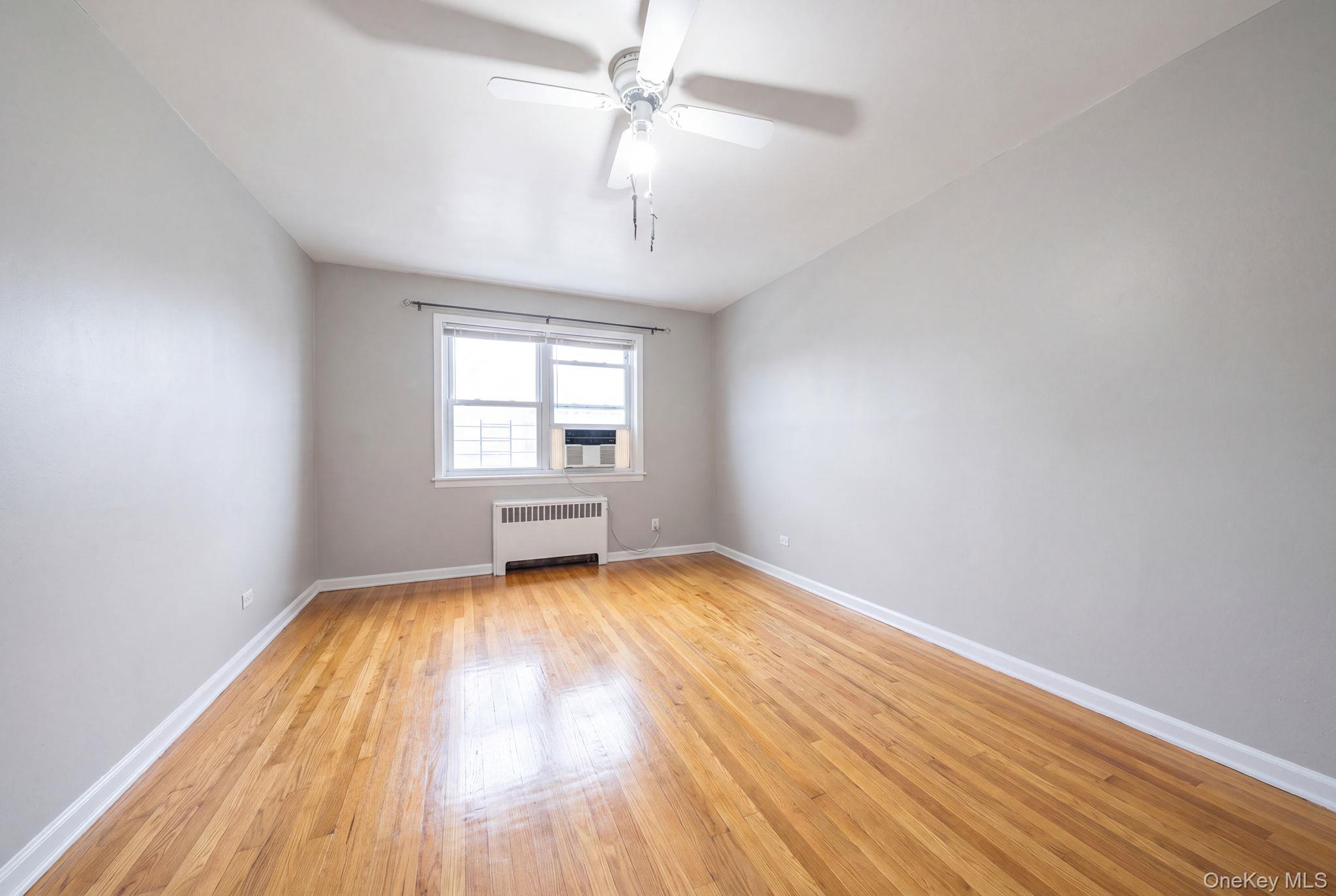 Single Family Utopia Parkway Queens, NY 11365, MLS-1034434-19