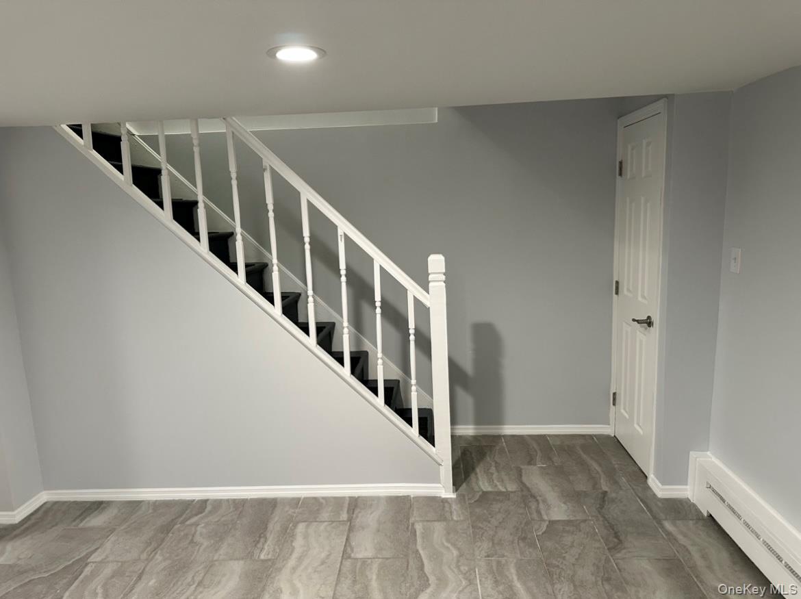 Single Family Rolling Hills Drive Suffolk County, NY 11961, MLS-1034476-21