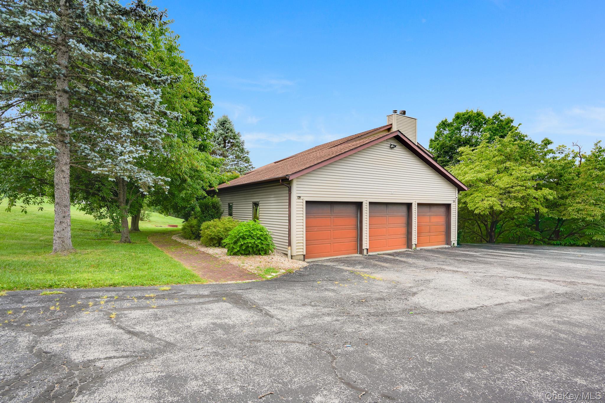 Single Family Patricia Drive Dutchess County, NY 12569, MLS-1034490-2