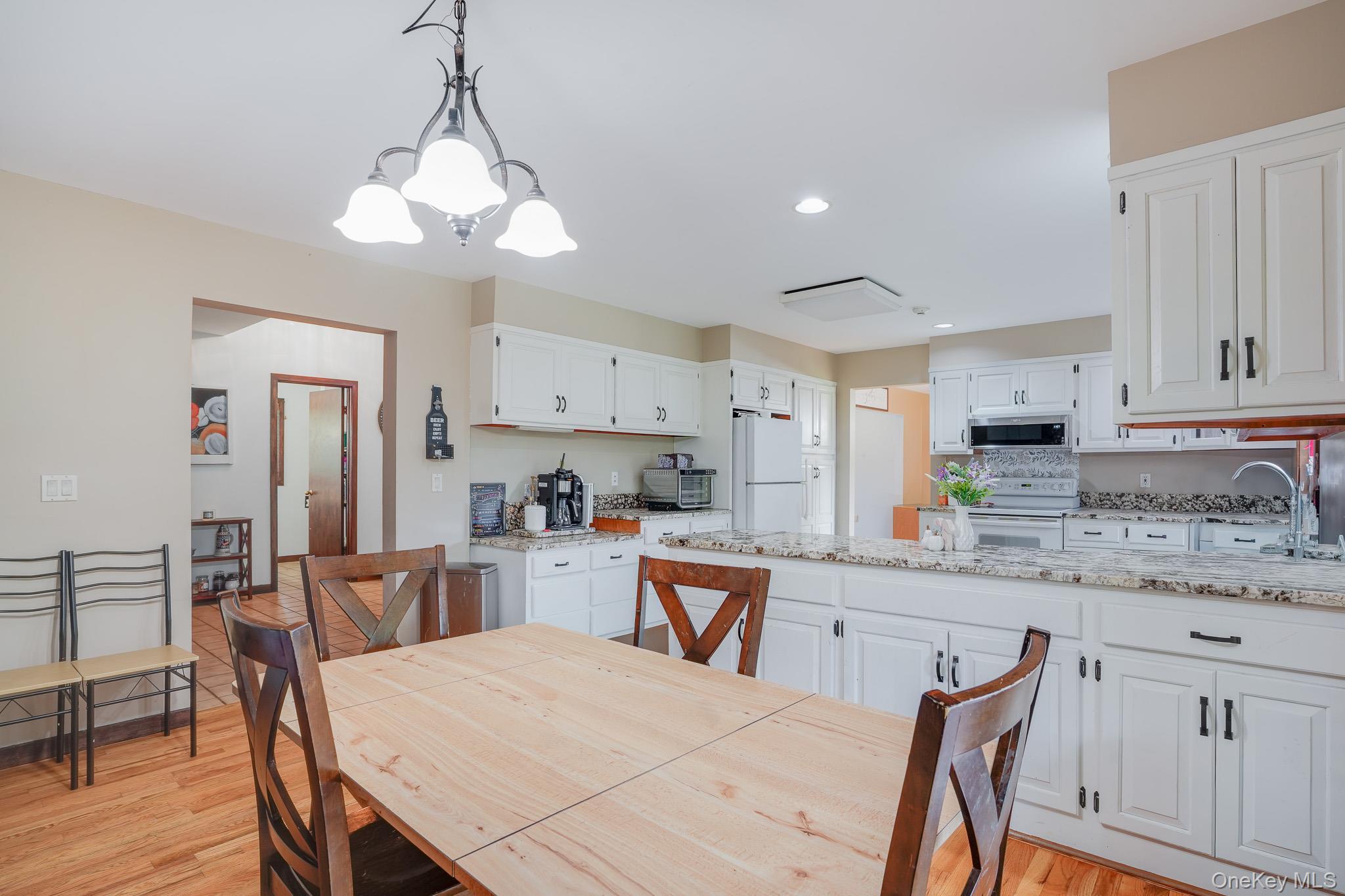 Single Family Patricia Drive Dutchess County, NY 12569, MLS-1034490-3