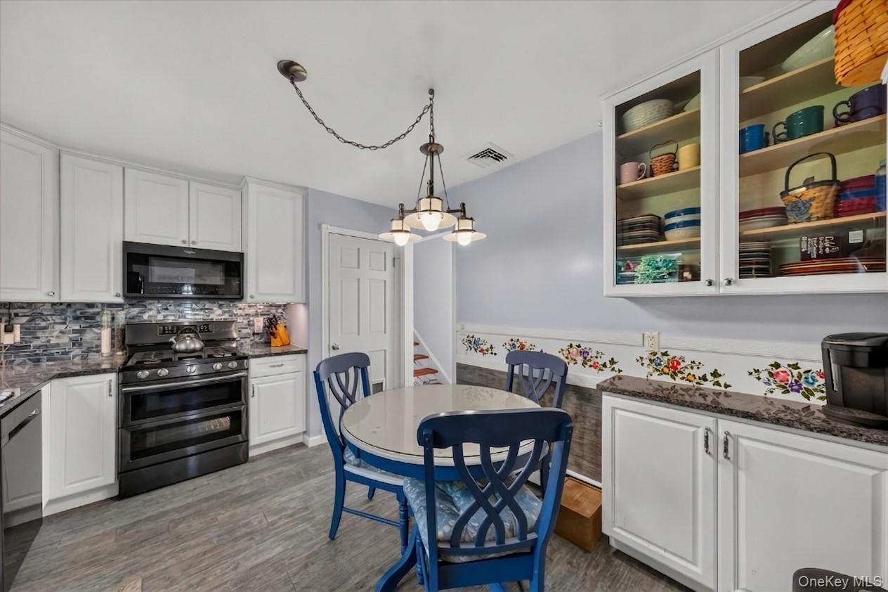 Single Family N Jackson Drive Dutchess County, NY 12603, MLS-1034503-15