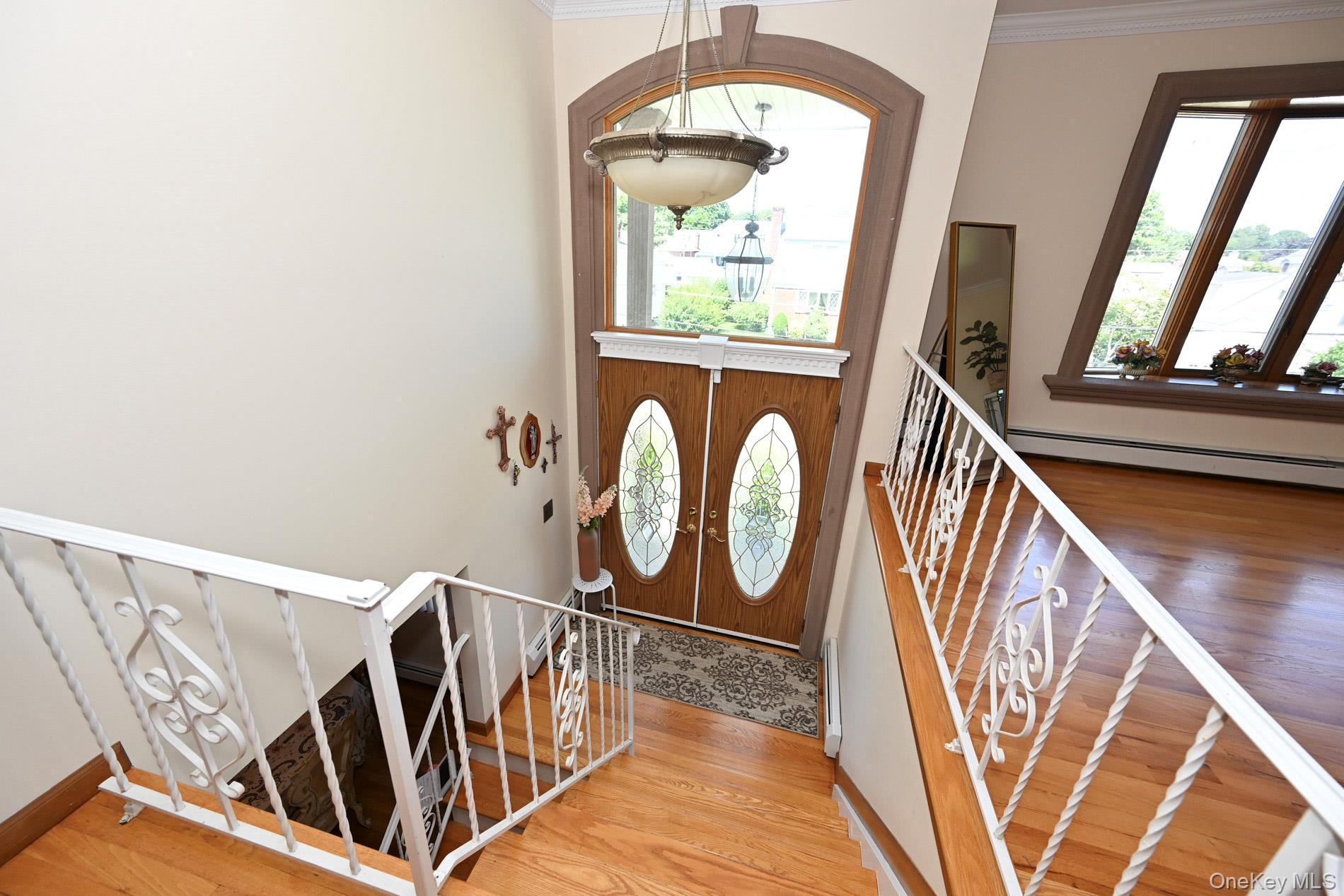 Single Family Maloon Avenue  Nassau County, NY 11010, MLS-1034516-19
