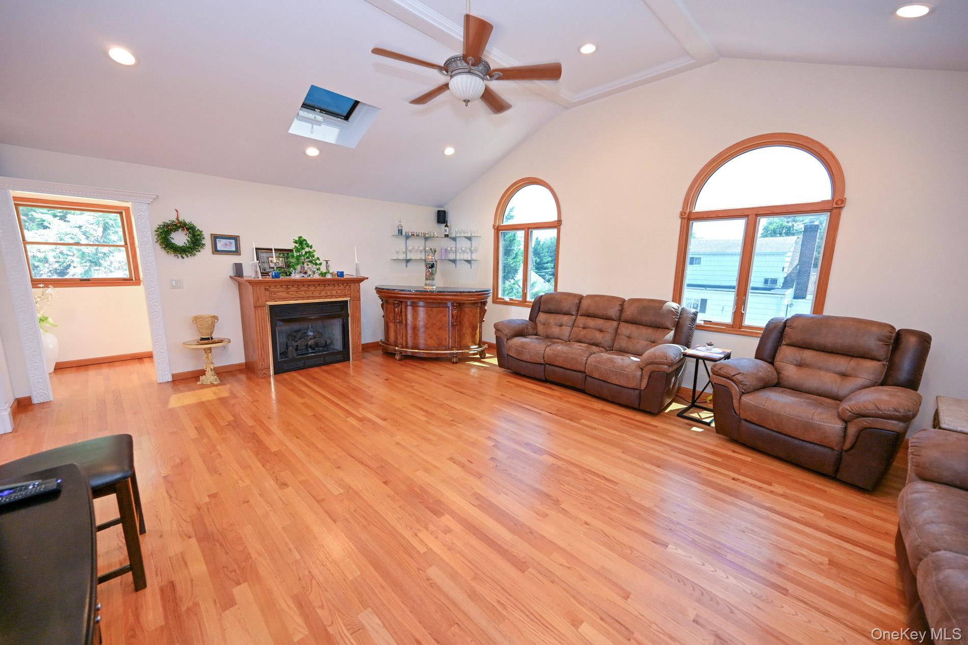 Single Family Maloon Avenue  Nassau County, NY 11010, MLS-1034516-8