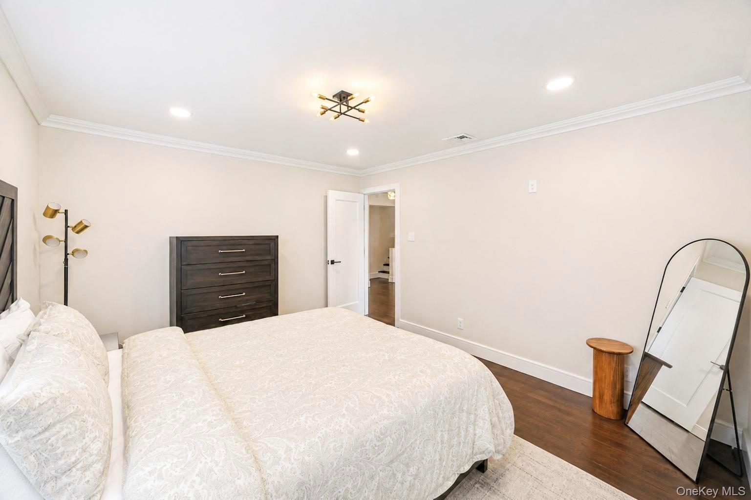 Single Family Balsam Drive Nassau County, NY 11801, MLS-1034569-18
