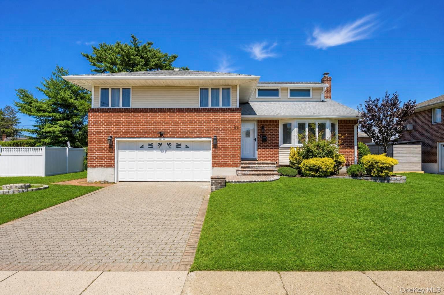 Single Family Balsam Drive Nassau County, NY 11801, MLS-1034569-27