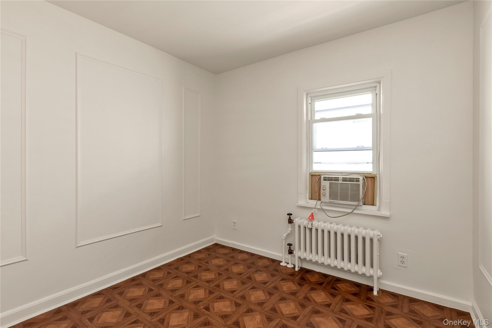 Single Family 203rd Street Queens, NY 11361, MLS-1034578-10