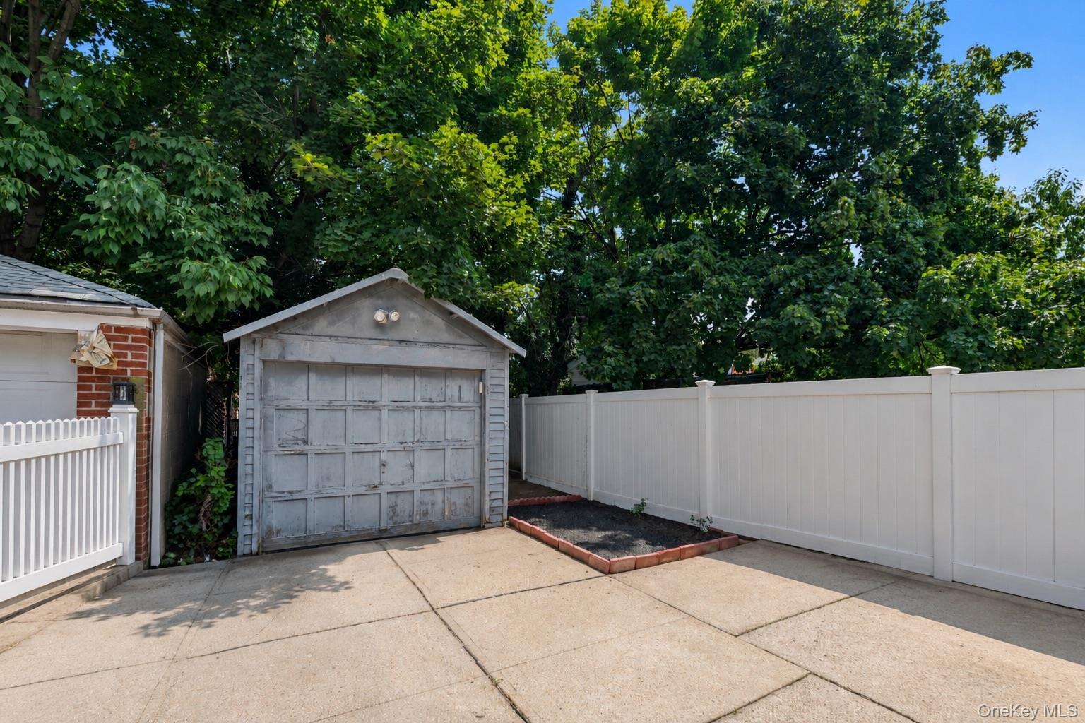 Single Family 203rd Street Queens, NY 11361, MLS-1034578-13