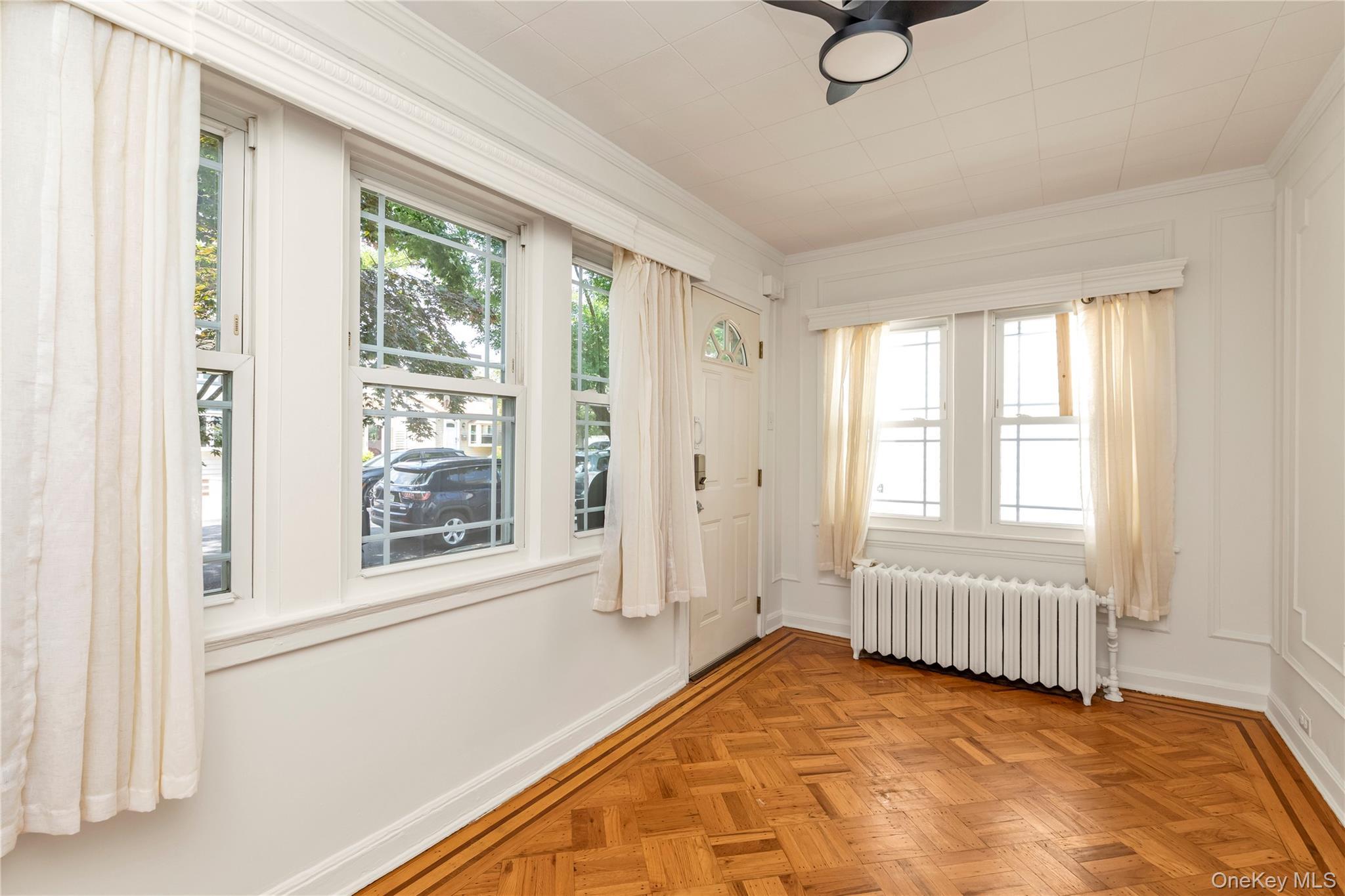 Single Family 203rd Street Queens, NY 11361, MLS-1034578-3