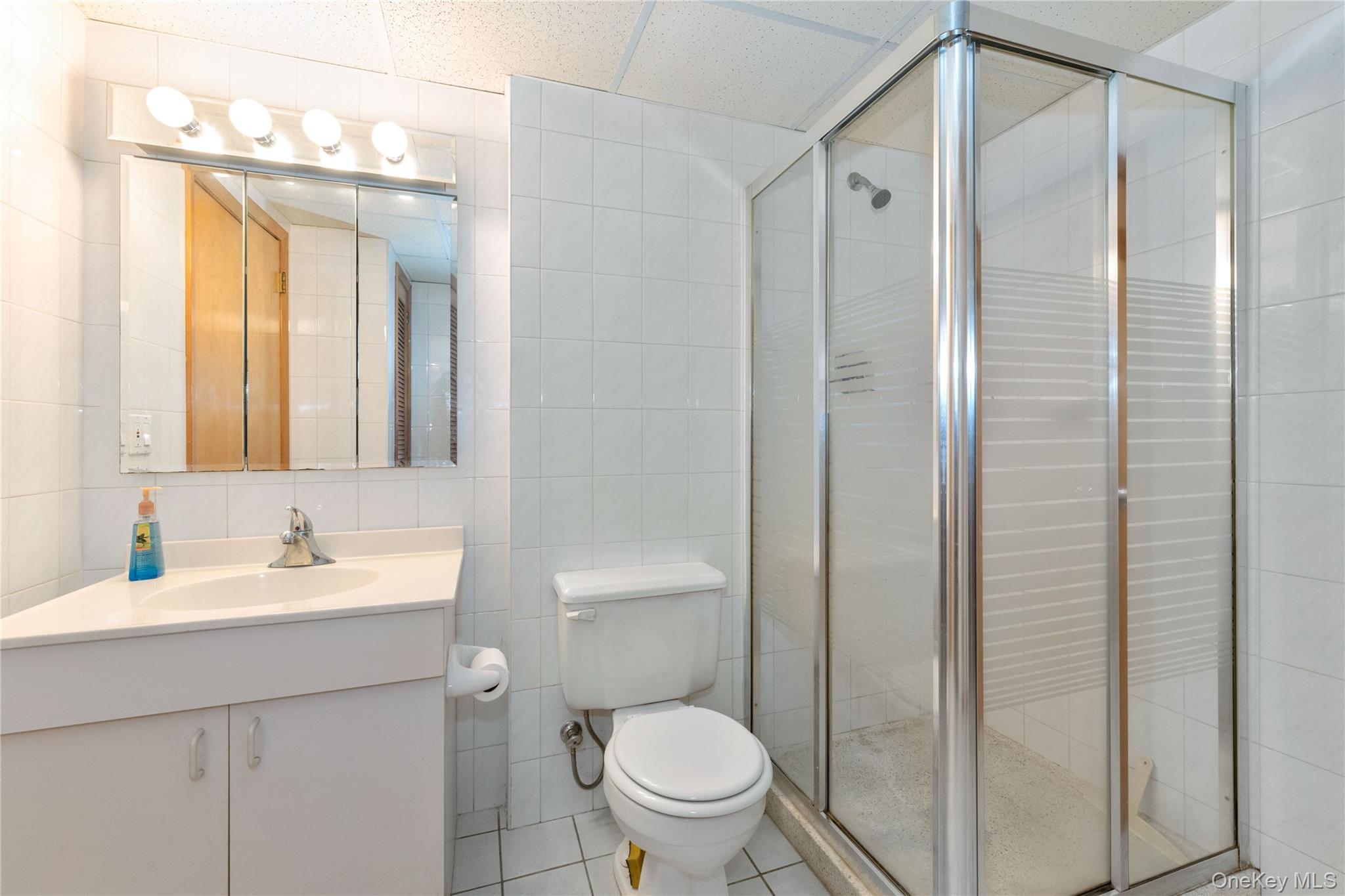 Single Family 74th Avenue  Queens, NY 11366, MLS-1034581-17