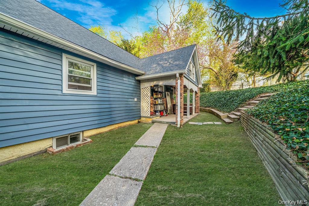 Single Family Lower Rocky Point Road Suffolk County, NY 11789, MLS-1034587-25