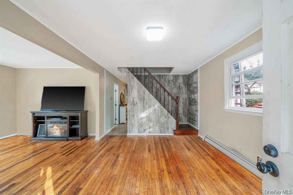 Single Family Lower Rocky Point Road Suffolk County, NY 11789, MLS-1034587-4