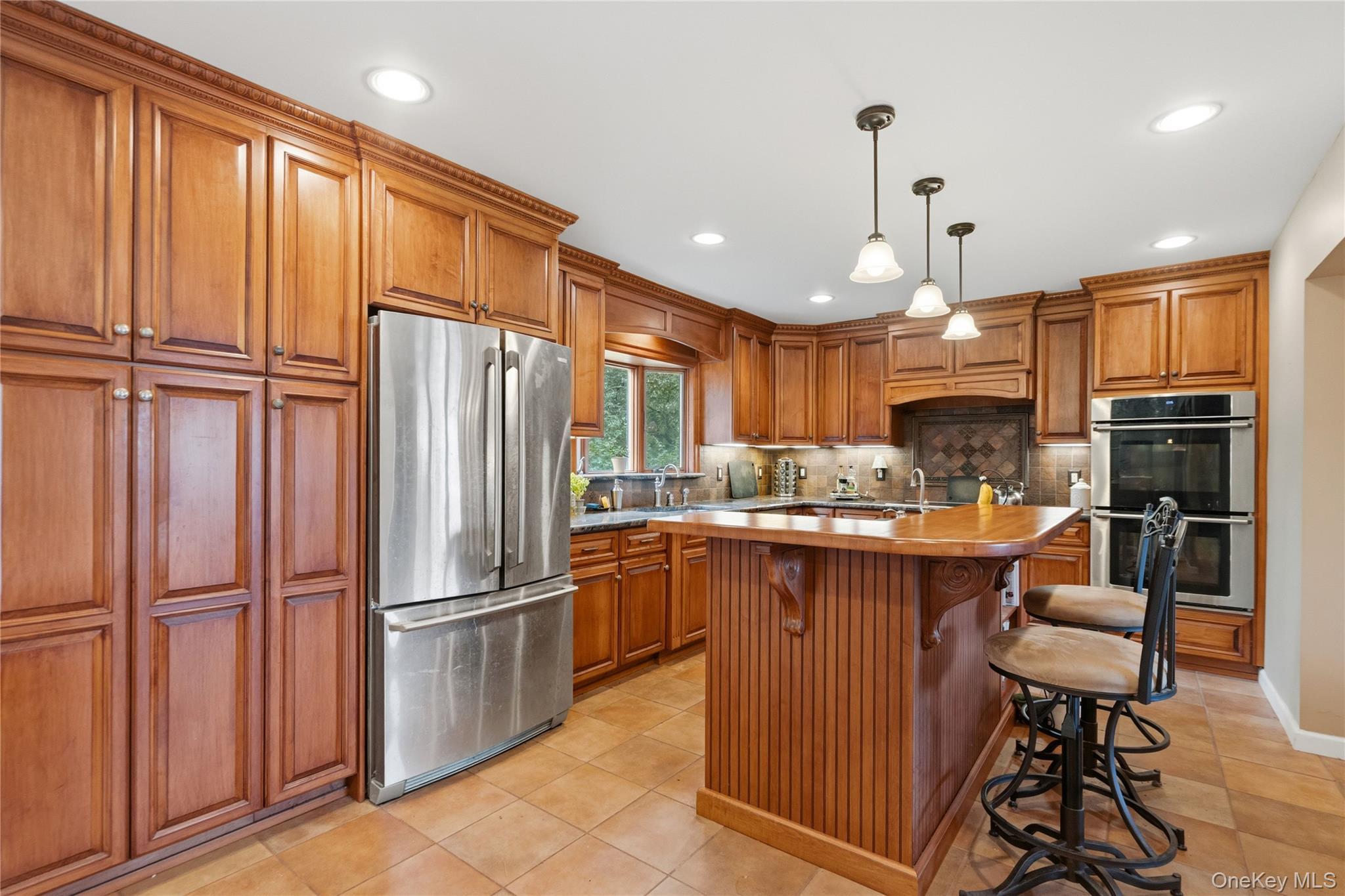 Single Family Eastwood Drive  Suffolk County, NY 11703, MLS-1034598-11