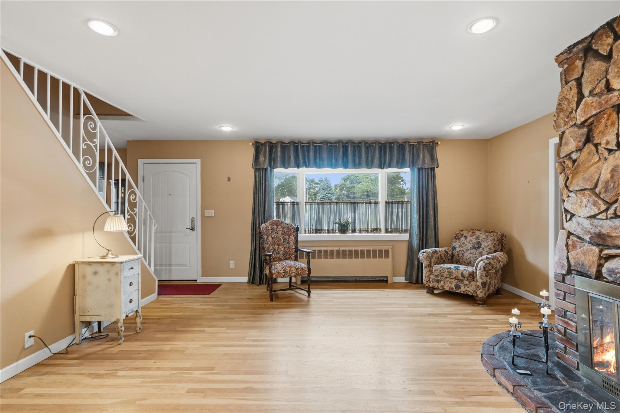 Single Family Eastwood Drive  Suffolk County, NY 11703, MLS-1034598-4
