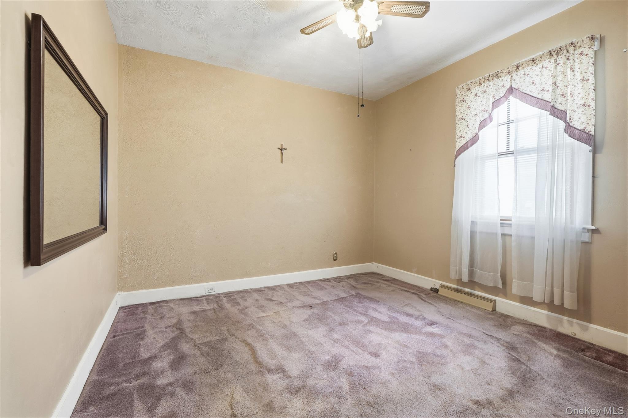 Single Family Demorest Avenue  Staten Island, NY 10314, MLS-1034610-22
