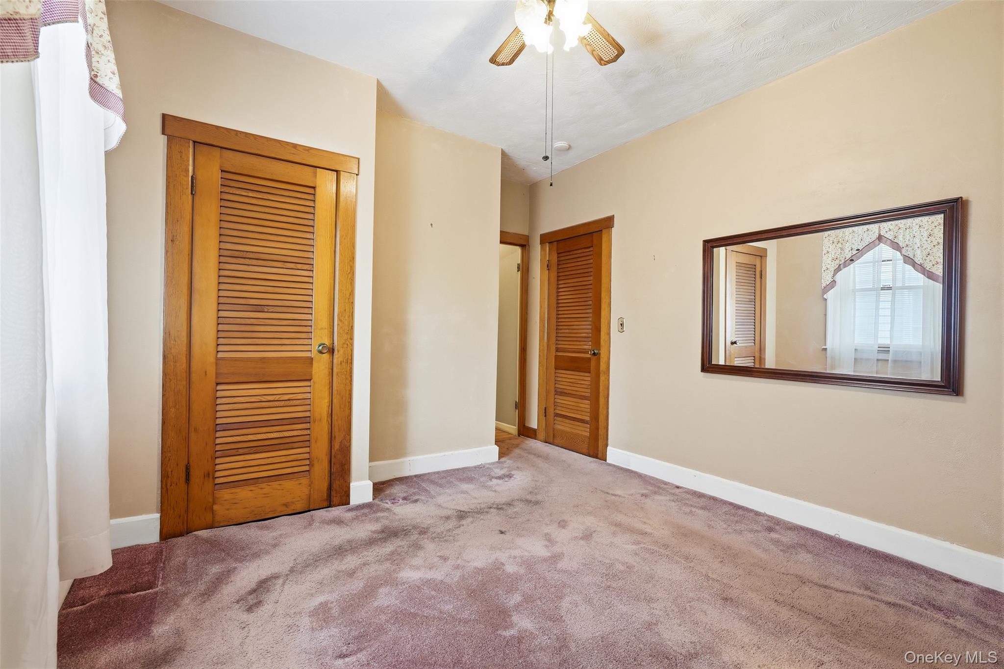 Single Family Demorest Avenue  Staten Island, NY 10314, MLS-1034610-23