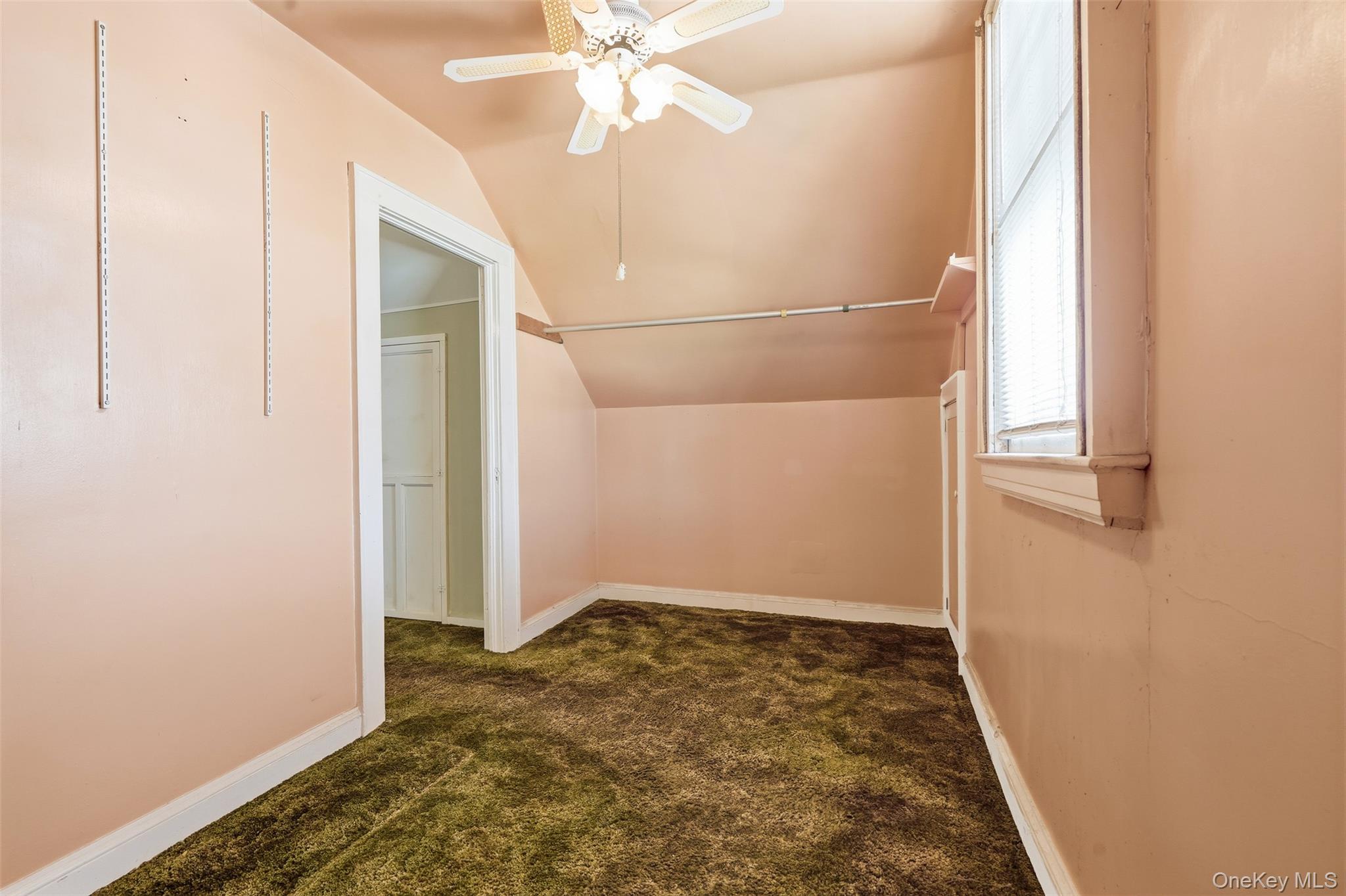 Single Family Demorest Avenue  Staten Island, NY 10314, MLS-1034610-36